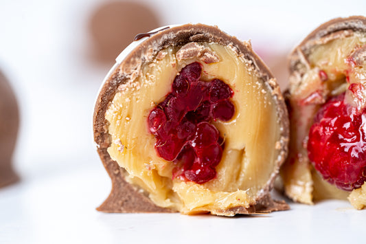 Bombones de caluga con frambuesa frozen